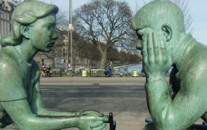 Lee más sobre el artículo ¿Cómo hablar de dinero en pareja sin discusiones?