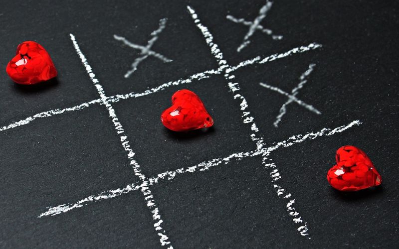 Lee más sobre el artículo Diferencias entre enamoramiento, amor y apego