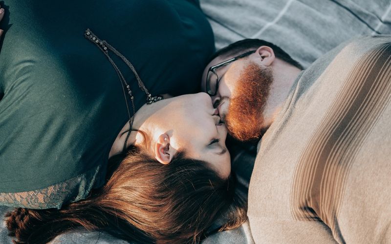 Lee más sobre el artículo ¿Qué son las relaciones abiertas en pareja y qué hay que saber?