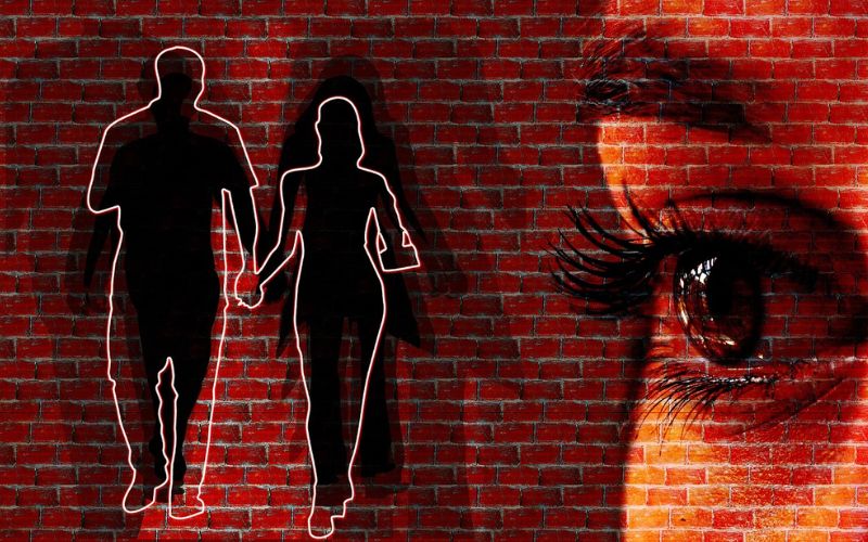 Lee más sobre el artículo Celos retroactivos: ¿Cómo gestionar el pasado de tu pareja?
