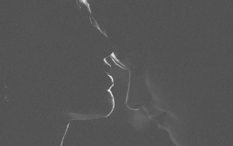 Lee más sobre el artículo ¿Por qué la gente es infiel? Causas psicológicas y errores