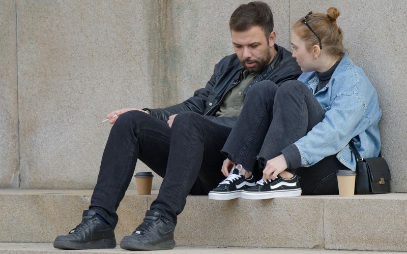 Lee más sobre el artículo Las 5 conversaciones más incómodas que se suelen evitar y terminan con las relaciones