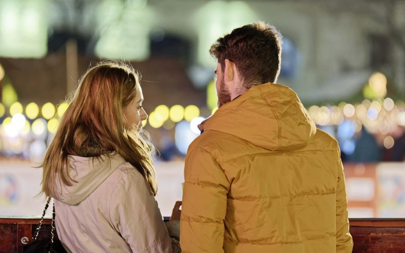 Lee más sobre el artículo Siempre que hablo de algo serio, mi pareja se pone a la defensiva: ¿Qué hago?